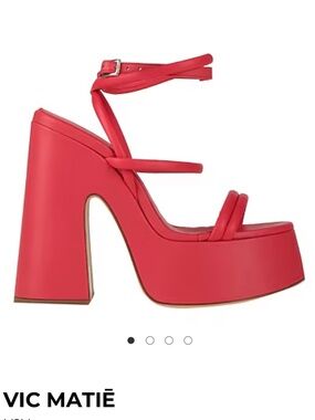 Vic Matie women US 7